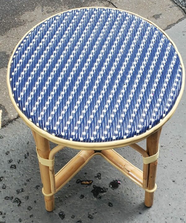 TABOURET ROTIN